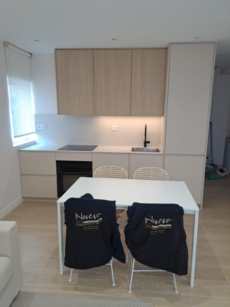 Foto de reforma de cocina realizada en Abril de 2026